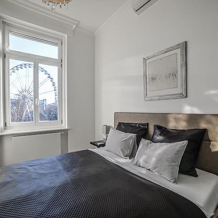 Luxury Downtown Dreams Apartment Budapest Luaran gambar