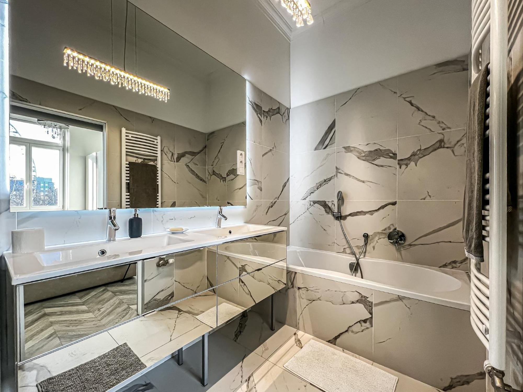 Luxury Downtown Dreams Apartment Budapest Luaran gambar
